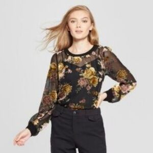Floral sheer blouse